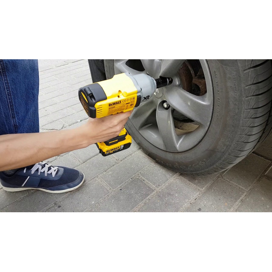 DeWalt DCF899P2-QW Boulonneuse à choc 1/2 950Nm XRP 18V 2x5.0Ah avec coffret T-Stak DeWalt DCF899P2-QW Boulonneuse à choc 1/2 950Nm XRP 18V 2x5.0Ah avec coffret T-Stak