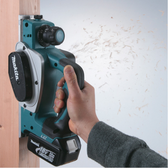 Makita DKP180Z Rabot 18V 82 mm (Produit seul)