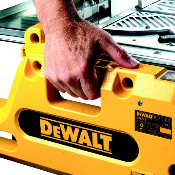 Dewalt DW743N-QS Scie sur table et onglets réversible ø250mm 2000W