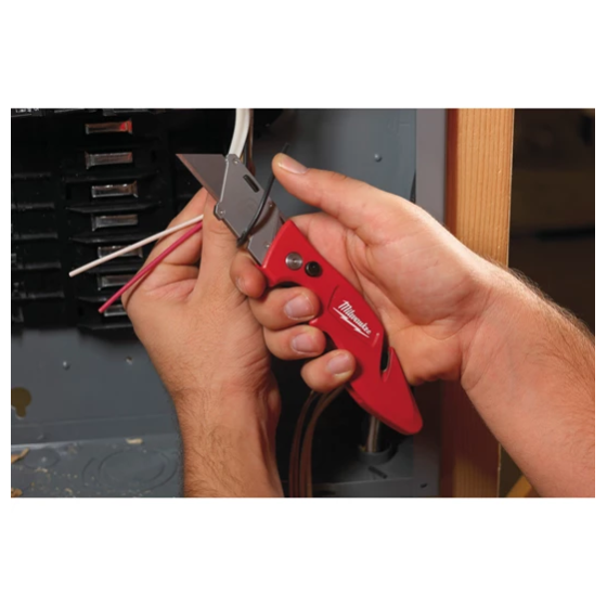 Milwaukee Cutter pliant fastback (4932471358) Milwaukee Cutter pliant fastback (4932471358)