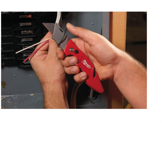 Milwaukee Cutter pliant fastback (4932471358) Milwaukee Cutter pliant fastback (4932471358)