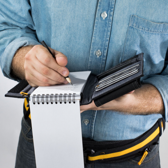 Toughbuilt organiseur et bloc-notes quadrillé L (Large) TB-56-L-C Toughbuilt organiseur et bloc-notes quadrillé L (Large) TB-56-L-C