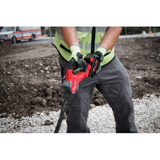 Milwaukee M18 FCVN24-0 Vibreur à béton sans fil 18V avec aiguille vibrante 2.4ml (4933479599)