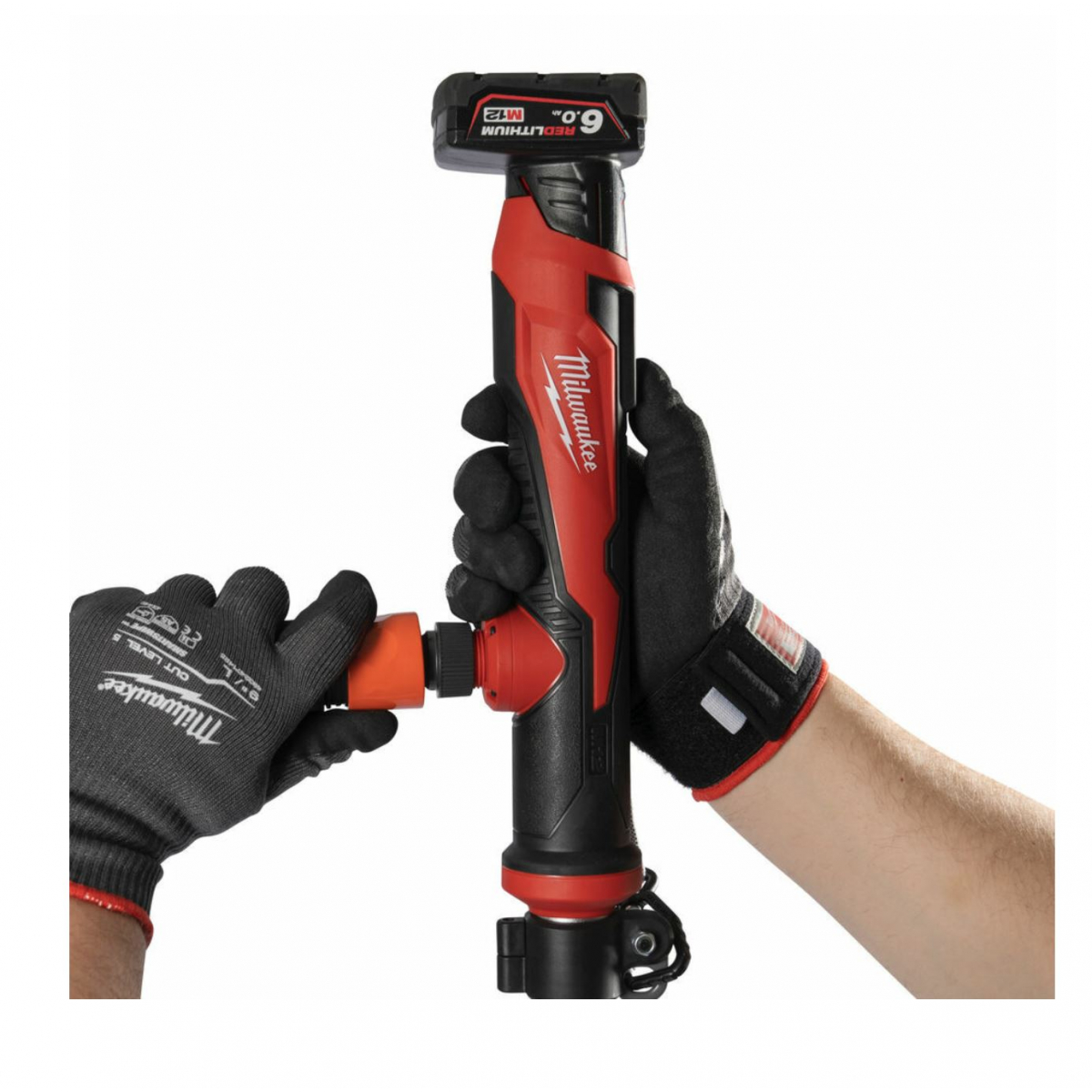 Milwaukee M12 BSWP-601 Pompe à eau 12V HYDROPAS 1x6.0Ah (4933479640)