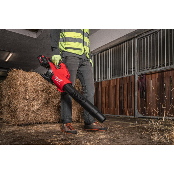Milwaukee M18 F2BL-802 Souffleur Brushless 18V Fuel à double batteries 2x8.0Ah (4933479988)