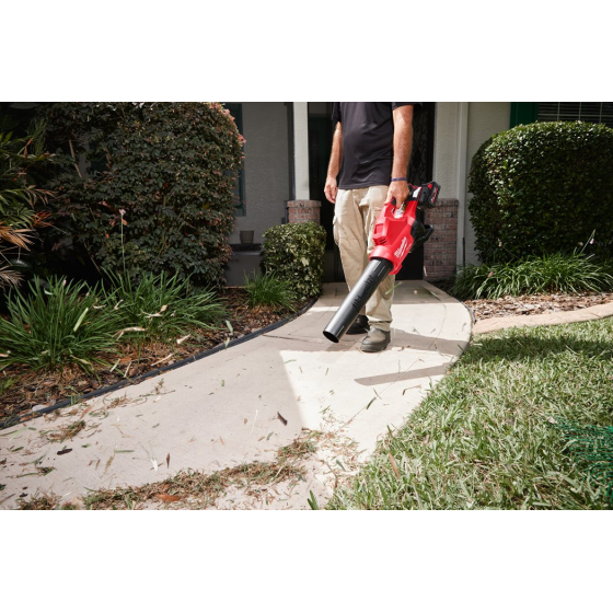Milwaukee M18 F2BL-802 Souffleur Brushless 18V Fuel à double batteries 2x8.0Ah (4933479988)