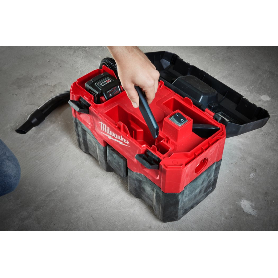 Milwaukee M18 VC2-0 Aspirateur eau & poussière 18V (4933464029)