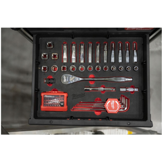 Milwaukee Module mousse PACKOUT 70Pcs avec douilles 1/2", clés Allen et embouts de vissage (4932480716)