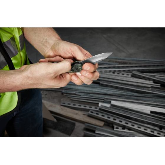 Milwaukee Couteau pliable FASTBACK camouflage (4932492375)