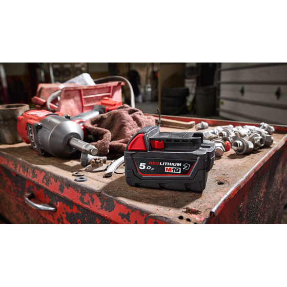 Milwaukee M18 NRGCR-502 Pack 2 Batteries 18V 5.0Ah M18B5CR et chargeur Rapide M12-18FC (4932479831) Milwaukee M18 NRGCR-502 Pack 2 Batteries 18V 5.0Ah M18B5CR et chargeur Rapide M12-18FC (4932479831)