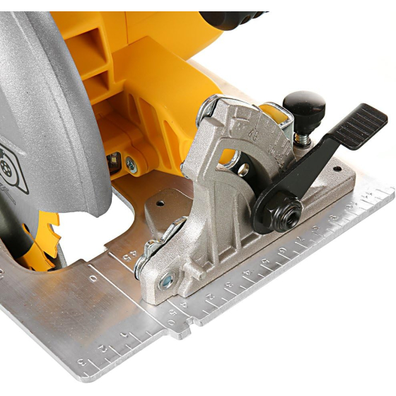 Dewalt DCS570N-XJ Scie Circulaire 64mm sans fil 18V 184mm (Machine Seule)