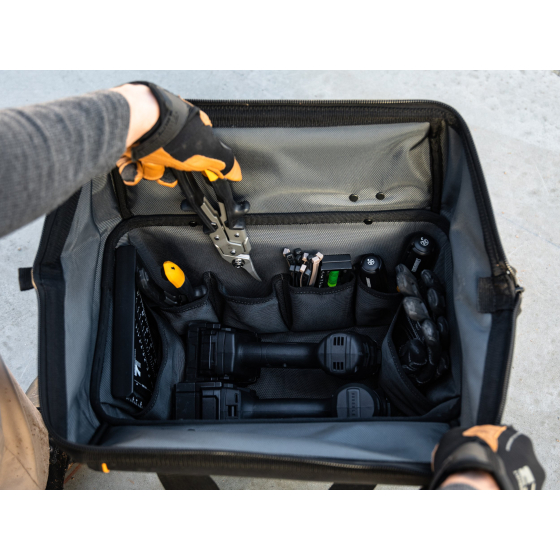 Toughbuilt Grand sac à outils L avec base étanche TB-CT-62-16A Toughbuilt Grand sac à outils L avec base étanche TB-CT-62-16A