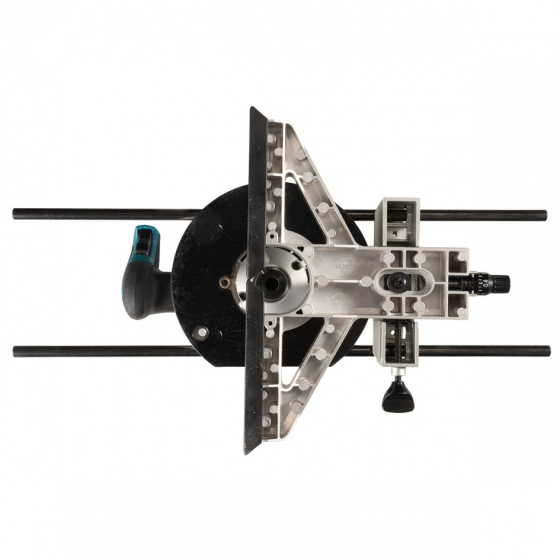 Makita RP2303FCXJ Défonceuse 2100W ø6 à ø12mm avec coffret Mak-Pac de transport Makita RP2303FCXJ Défonceuse 2100W ø6 à ø12mm avec coffret Mak-Pac de transport