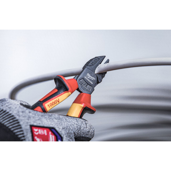 Milwaukee Pince coupante diagonales isolé 180mm (4932464568)