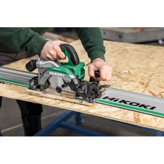 Hikoki C1806DUMW2Z Scie circulaire 18V ø165mm avec coffret HitCase IV