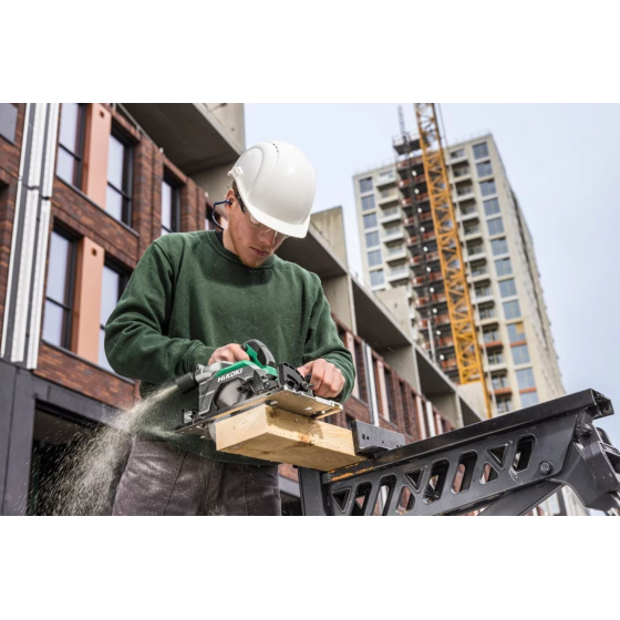 Hikoki C1806DUMW2Z Scie circulaire 18V ø165mm avec coffret HitCase IV