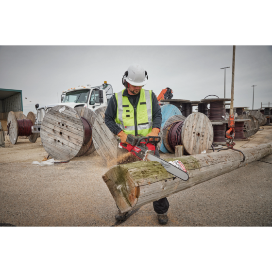 Milwaukee M18 F2CHS50-802 Tronçonneuse 18V Fuel à double batterie avec guide 50cm 2x8Ah FORGE (4933480121)