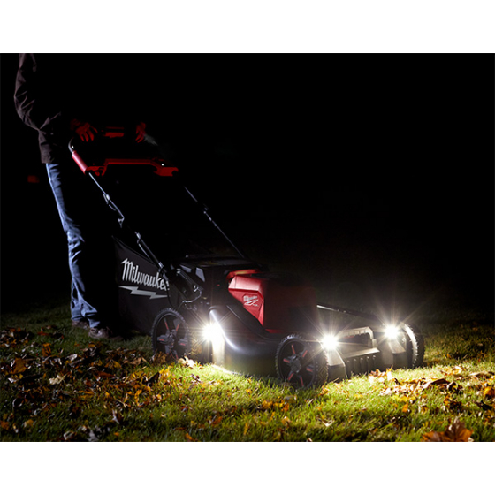 Milwaukee M18 F2LM53-122 Tondeuse à gazon 18V autotractée FUEL 2x12Ah (4933479585)