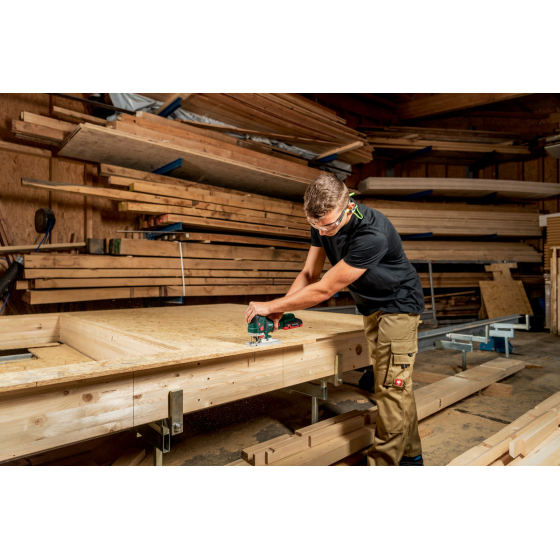 Metabo STA 18 LTX 150 BL Scie sauteuse sans fil 18V avec coffret metaBOX 145 L (601502840)