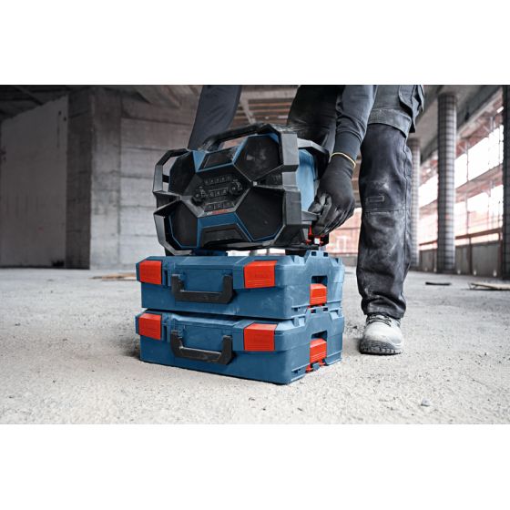 Bosch GPB 18VH-6 SRC Professional radio de chantier sans fil 12V & 18V DAB+, FM, Bluetooth et AUX (06014A6200) Bosch GPB 18VH-6 SRC Professional radio de chantier sans fil 12V & 18V DAB+, FM, Bluetooth et AUX (06014A6200)