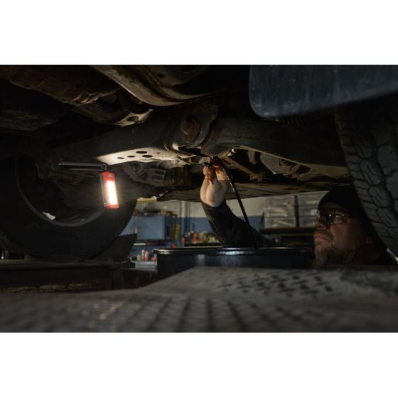 Milwaukee IR FFL Projecteur mousqueton LED USB 500 Lumens (4933493528) Milwaukee IR FFL Projecteur mousqueton LED USB 500 Lumens (4933493528)