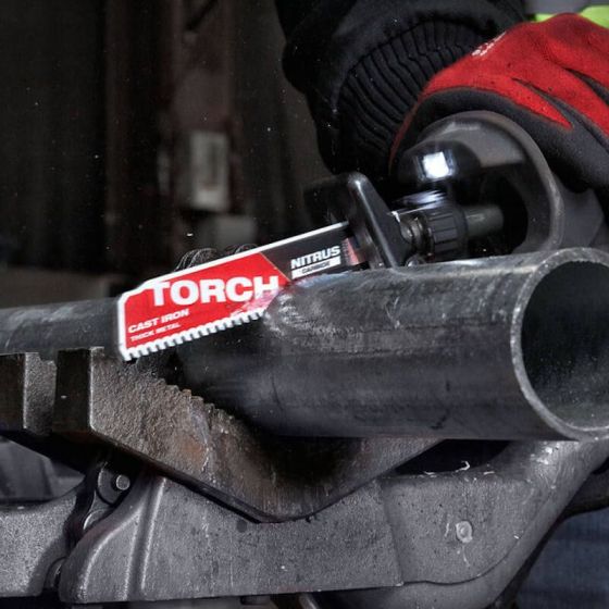 Milwaukee Lame de scie sabre pour les métaux Torch Nitrus Carbure 150mm Milwaukee Lame de scie sabre pour les métaux Torch Nitrus Carbure 150mm