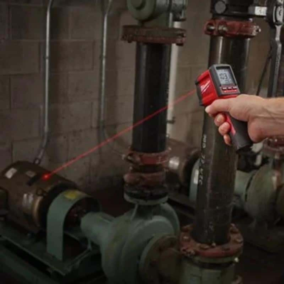 Milwaukee 2267-40 Thermomètre infrarouge laser (4933451906) Milwaukee 2267-40 Thermomètre infrarouge laser (4933451906)