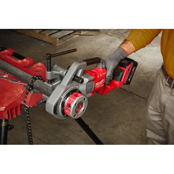 Milwaukee M18 FPT114-802C Filière sans fil 18V 2x8.0Ah ONE-KEY  (4933479420)