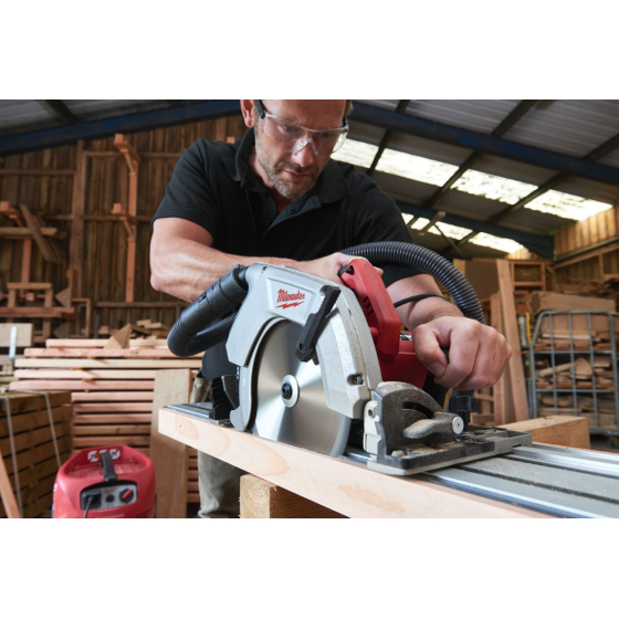 Milwaukee CS 85 CBE Scie circulaire ø235mm 2200W (4933451116)