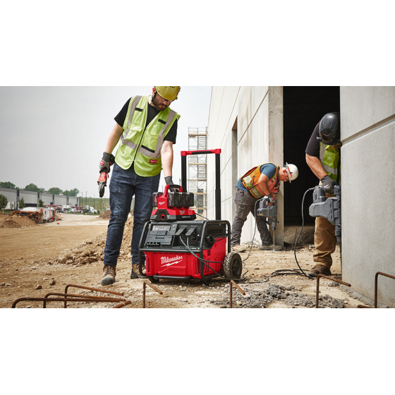 Milwaukee IRPSUOP2500 Générateur électrique mobile Roll-On 7200 - 3600W 2,5Kwh (4933492133)