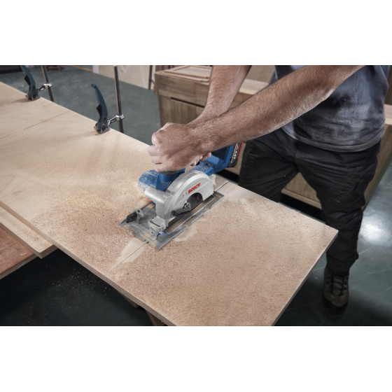 Bosch GKS 18V-51 Professional Scie circulaire sans fil Machine ø140mm (06019M3120) Bosch GKS 18V-51 Professional Scie circulaire sans fil Machine ø140mm (06019M3120)