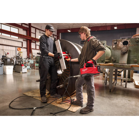 Milwaukee M18 HMP700-0 Mini pompe hydraulique 700 Bar (4933493928)