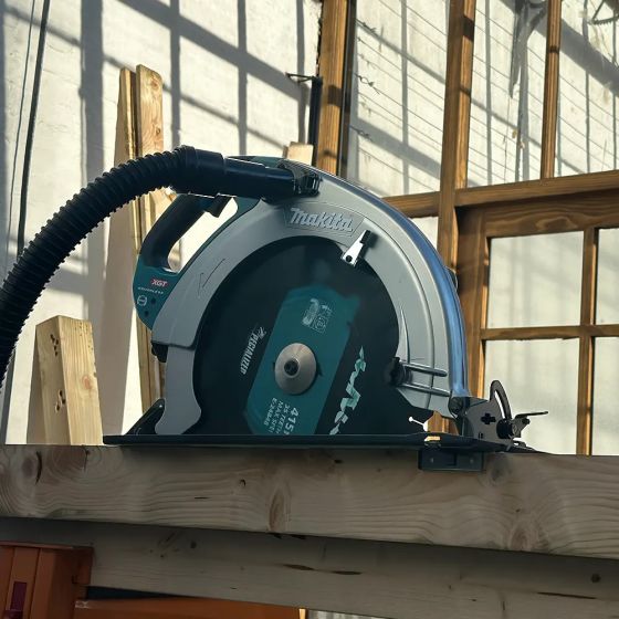 Makita HS013GZ Scie circulaire XGT Ø 415mm 40V max Li-Ion (Machine seule)