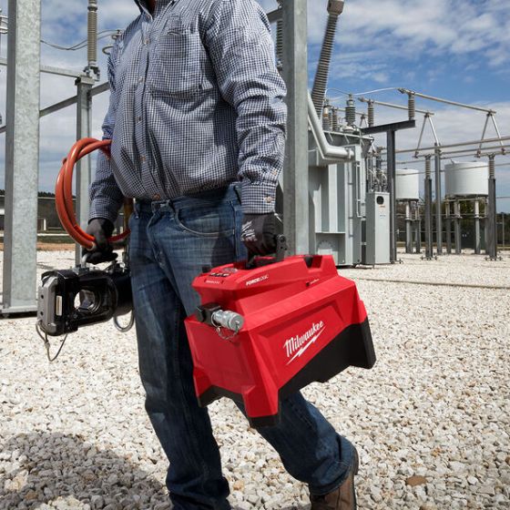 Milwaukee M18 HUP700-121 Mini pompe hydraulique 700 Bar One-Key 1x12Ah (4933499335)