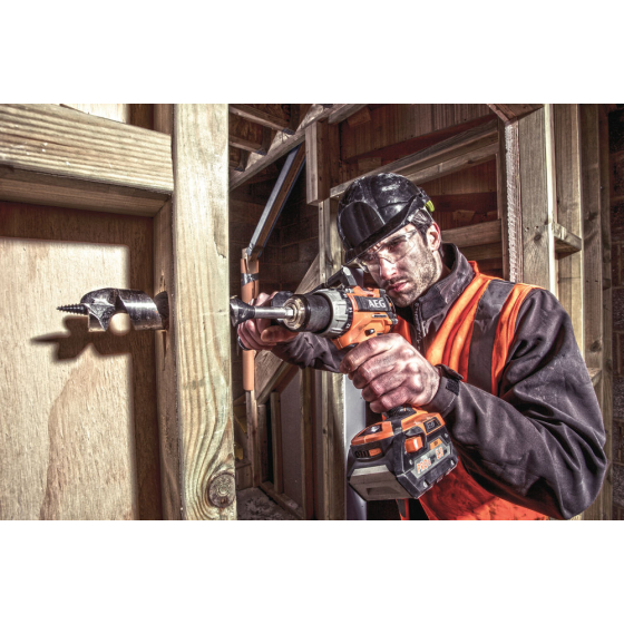 AEG BSB18C2BL-502TB Perceuse à percussion Brushless 18V 70 Nm 2x5.0Ah HD (4935498181)