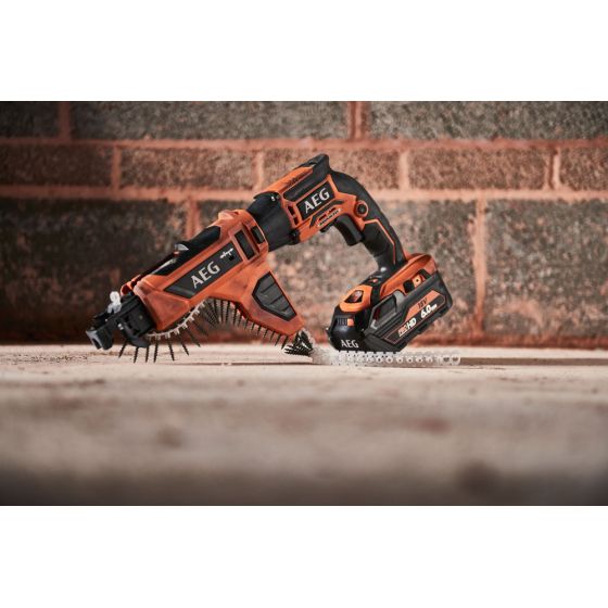 AEG BTS18BLBSA-202C Visseuse à placo Brushless 18V 5 Nm 2x2.0Ah avec chargeur de bande (4935498181)