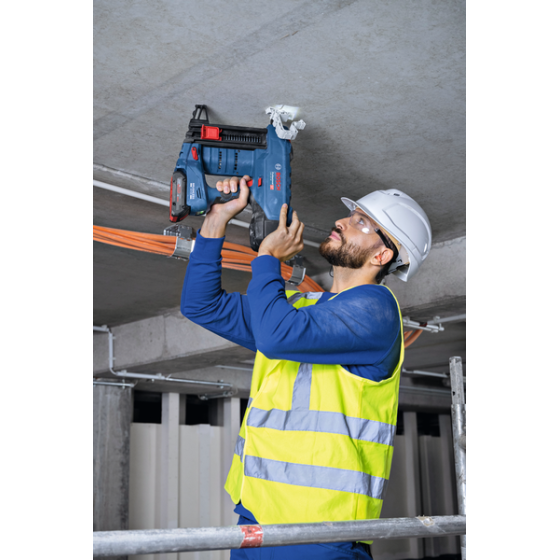 Bosch GNB 18V-40 Cloueur béton sans fil 2x4.0Ah Procore (06019L7005)
