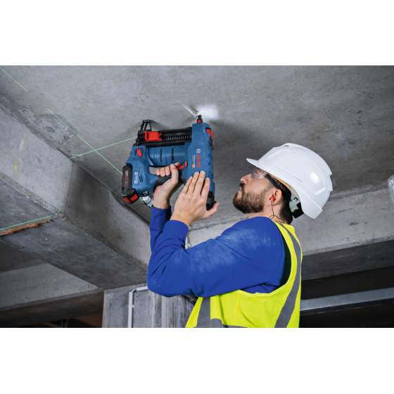 Bosch GNB 18V-40 Cloueur béton sans fil 2x4.0Ah Procore (06019L7005)
