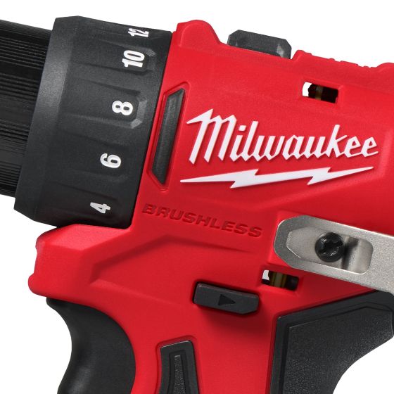Milwaukee M12 BLDDRC-203C Perceuse, Visseuse 12V Brushless 3x2.0Ah (4933499685) Milwaukee M12 BLDDRC-203C Perceuse, Visseuse 12V Brushless 3x2.0Ah (4933499685)