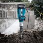 Makita HM1502 Marteau-piqueur 48,5J Hexa 28,6mm 1850W AVT avec coffret de transport