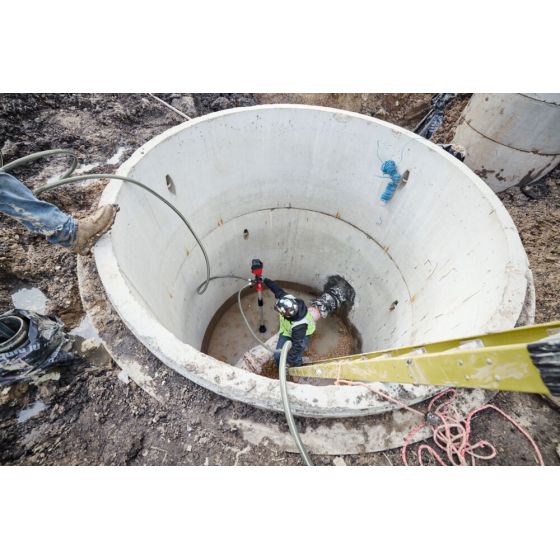 Milwaukee M18 BLSWP-0 Pompe à eau sur canne 18V HYDROPAS (4933498559)