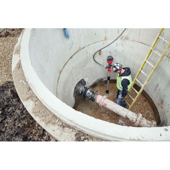 Milwaukee M18 BLSWP-0 Pompe à eau sur canne 18V HYDROPAS (4933498559)