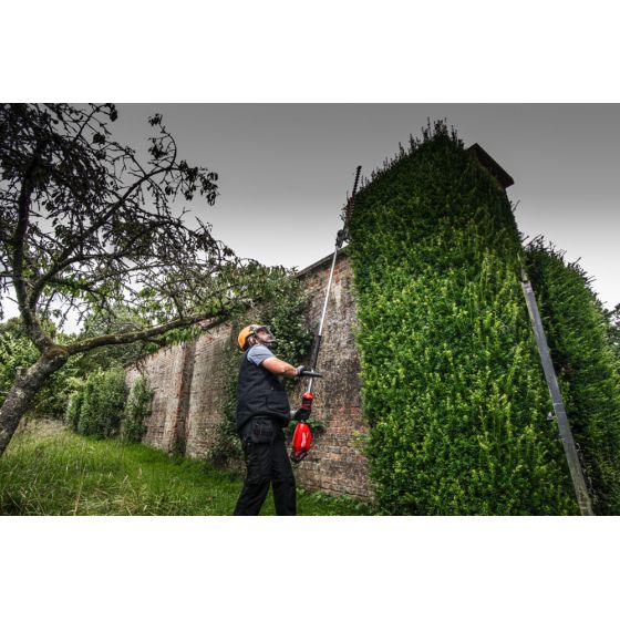 Milwaukee M18 FHETE22-0 Taille-Haie sur perche 216cm M18 FUEL (4933498515) Milwaukee M18 FHETE22-0 Taille-Haie sur perche 216cm M18 FUEL (4933498515)