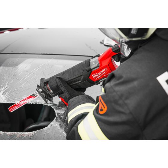 Milwaukee M18 FSZ-0X Scie sabre 18VFuel avec coffret HD-Box (4933478293)