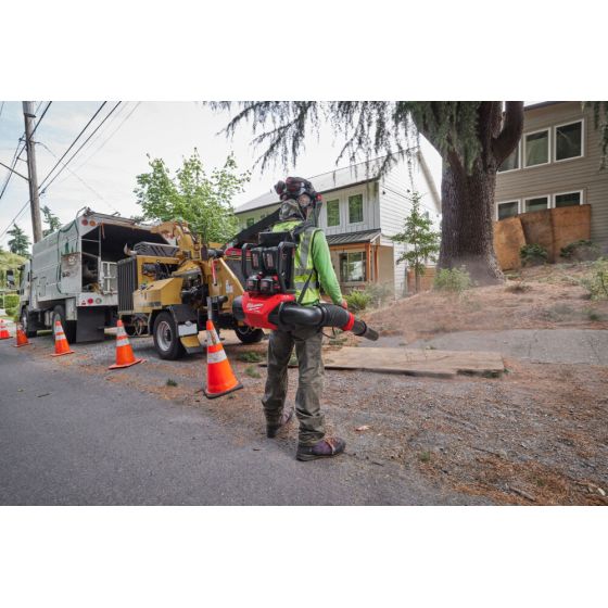 Milwaukee M18 F2BPB-124 Souffleur dorsal à double batterie Brushless 18V Fuel 4x12Ah FORGE (4933499231)