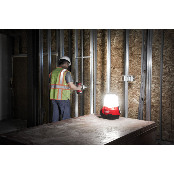 Milwaukee M18 TAL-0 Lampe de chantier LED 18V (4933464134)