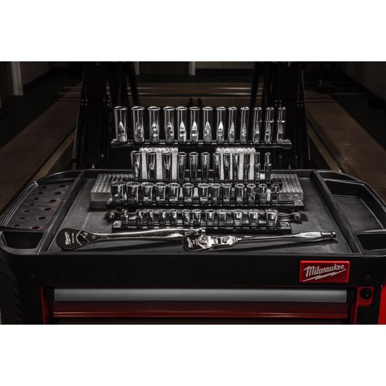 Milwaukee Set de 13 douilles Hexagonal 12 Pans métrique pour cliquet 1/2" (4932498798) Milwaukee Set de 13 douilles Hexagonal 12 Pans métrique pour cliquet 1/2" (4932498798)
