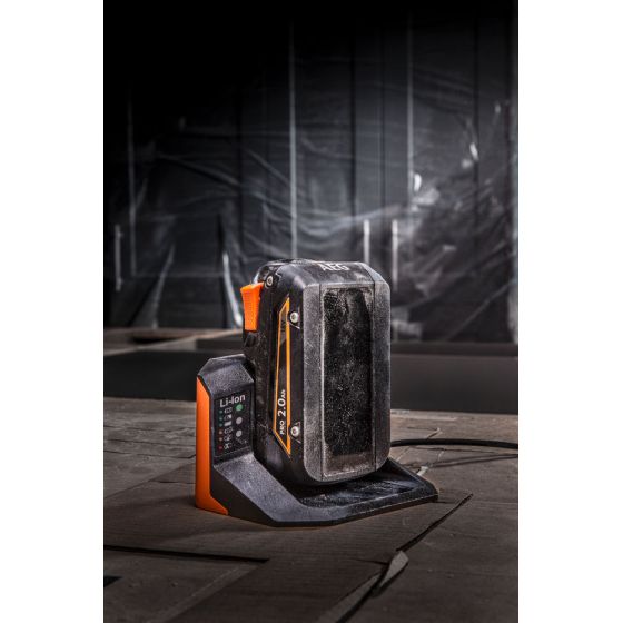 AEG BL18S Chargeur de batterie 18V (4935472276) AEG BL18S Chargeur de batterie 18V (4935472276)