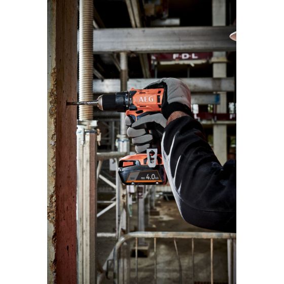 AEG BSB18G4-202C Perceuse à percussion 18V 60Nm 2x2.0Ah (4935478631)