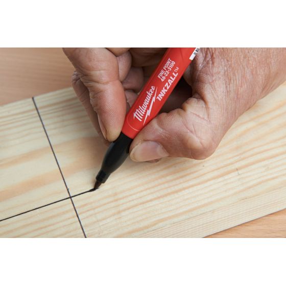 Milwaukee x4 Marqueurs INKZALL Noir, Bleu, Vert et Rouge pointe Fine (48223106)